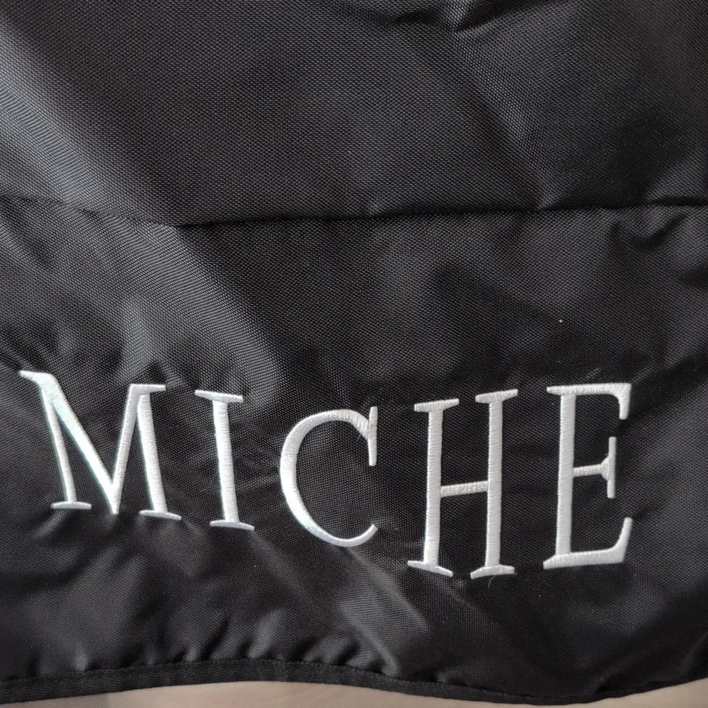 Miche Purse Holder/ Storage Organizer.